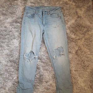 American Eagle Tomgirl distressed jeans 10 R